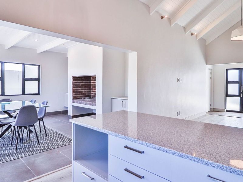 House For Sale in Robertson Central - Photo 10