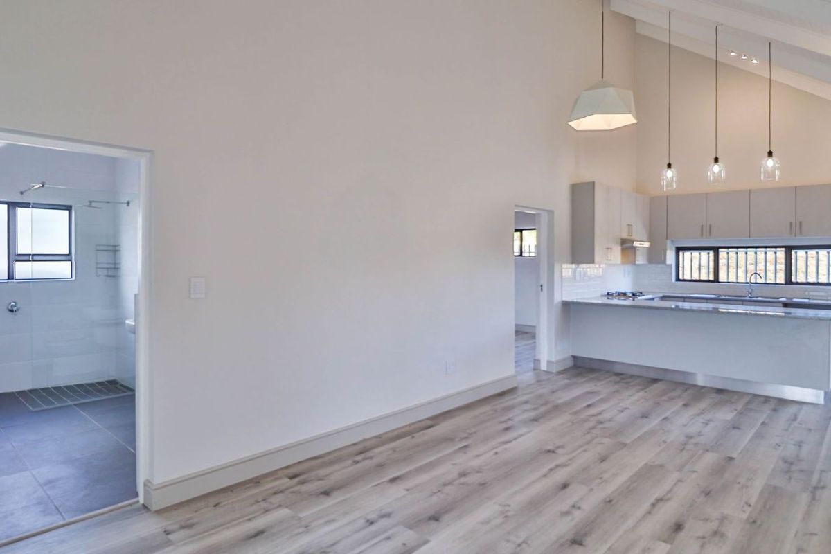 House For Sale in Robertson Central - Photo 5