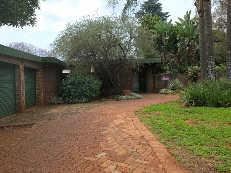 House For Sale in Murrayfield - Photo 4