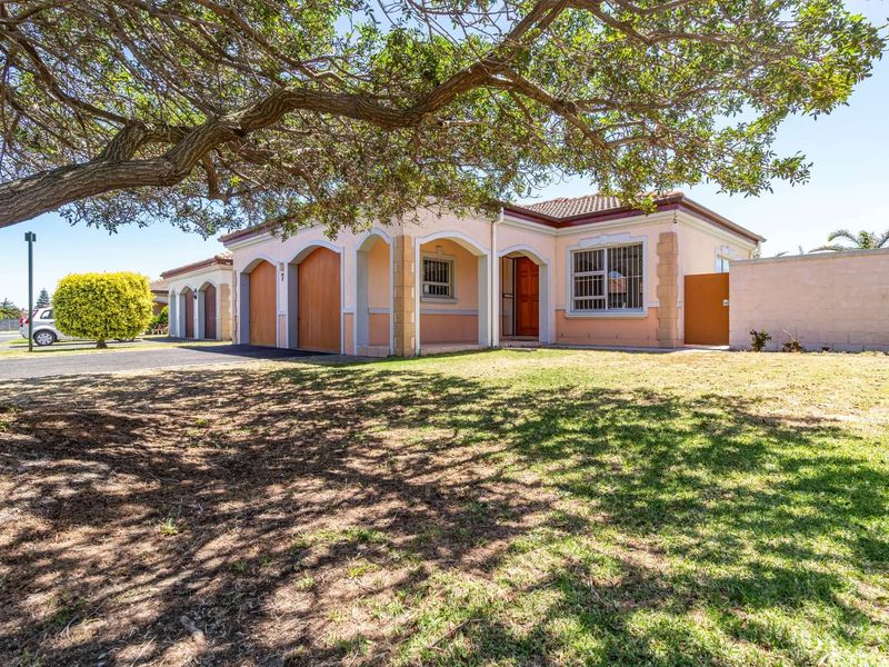 House For Sale in Strand South - Photo 8