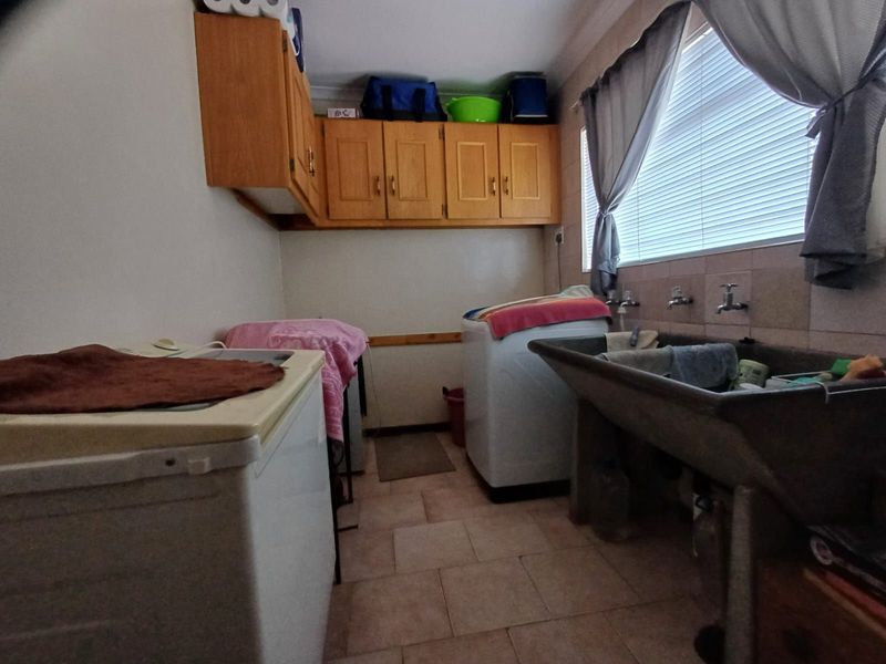 House For Sale in Songloed - Photo 10