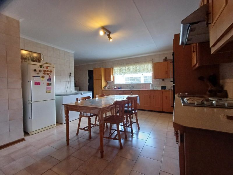 House For Sale in Songloed - Photo 8