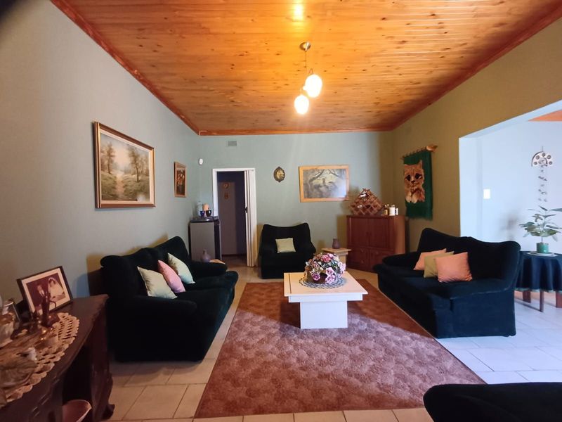 House For Sale in Songloed - Photo 5