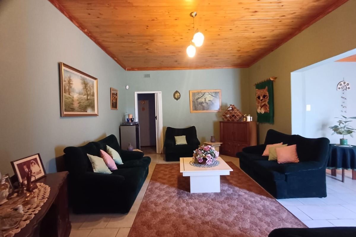 House For Sale in Songloed - Photo 5