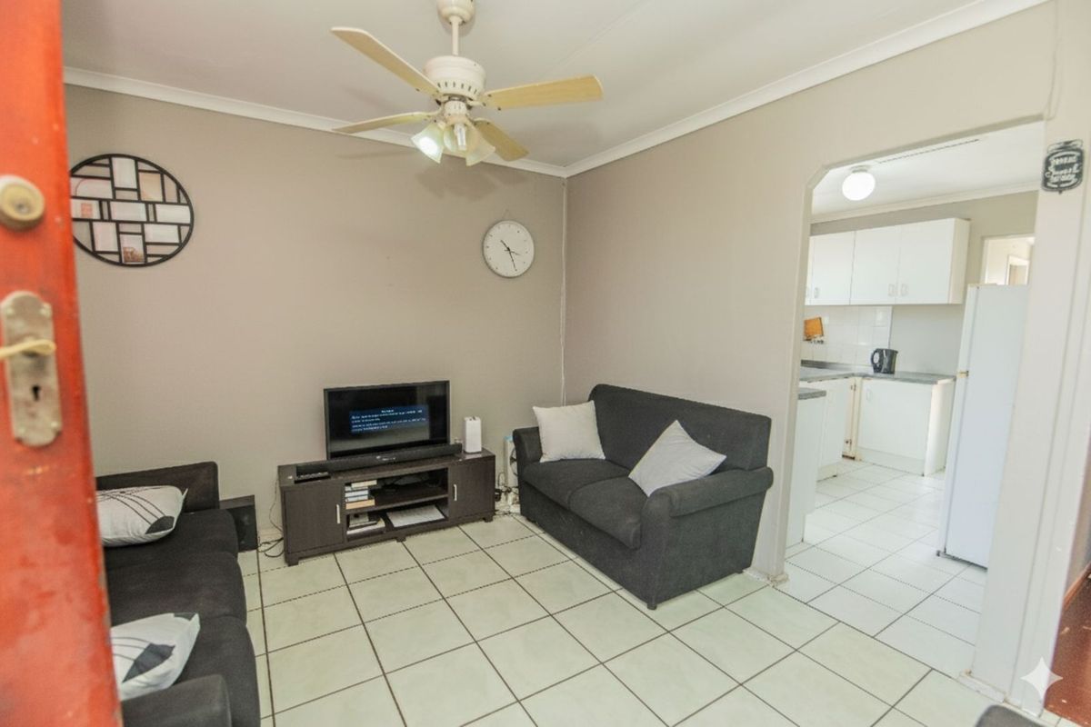 House For Sale in Bloemendal - Photo 4