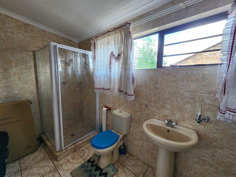 House For Sale in Minerva Gardens - Photo 8