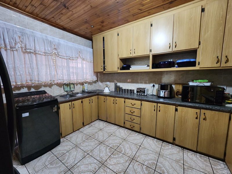 House For Sale in Minerva Gardens - Photo 4