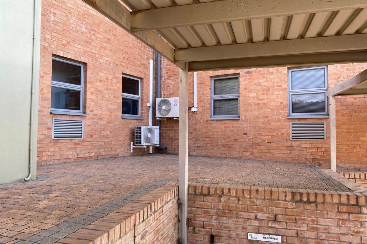 Office For Sale in Silver Lakes - Photo 5