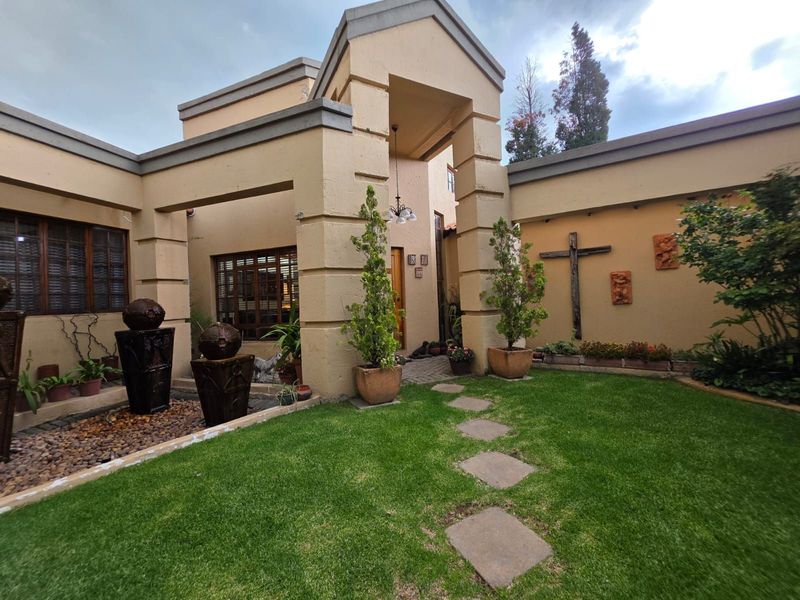 House For Sale in Secunda Central - Photo 4