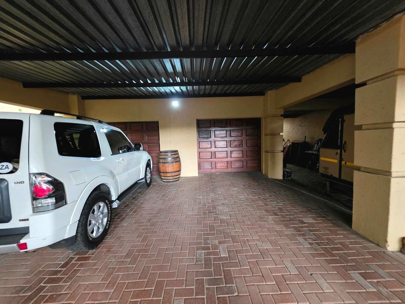 House For Sale in Secunda Central - Photo 8