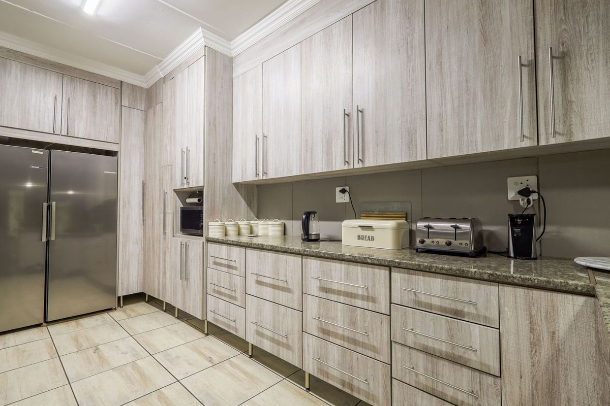 House For Sale in Maroelana - Photo 4