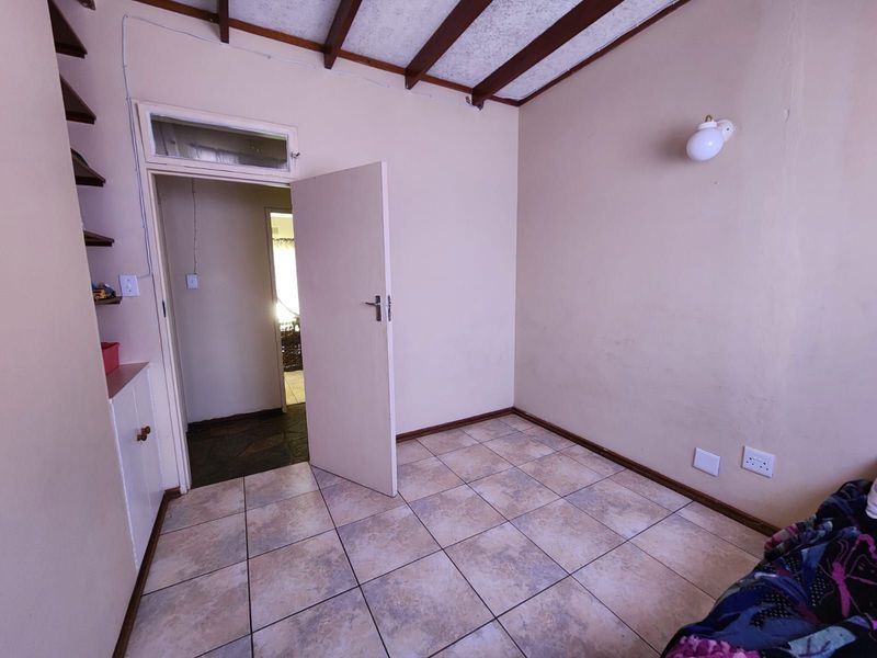 House For Sale in Verwoerdpark - Photo 3