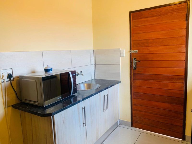 House For Sale in Seshego - Photo 4