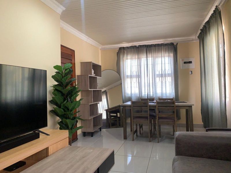 House For Sale in Seshego - Photo 2