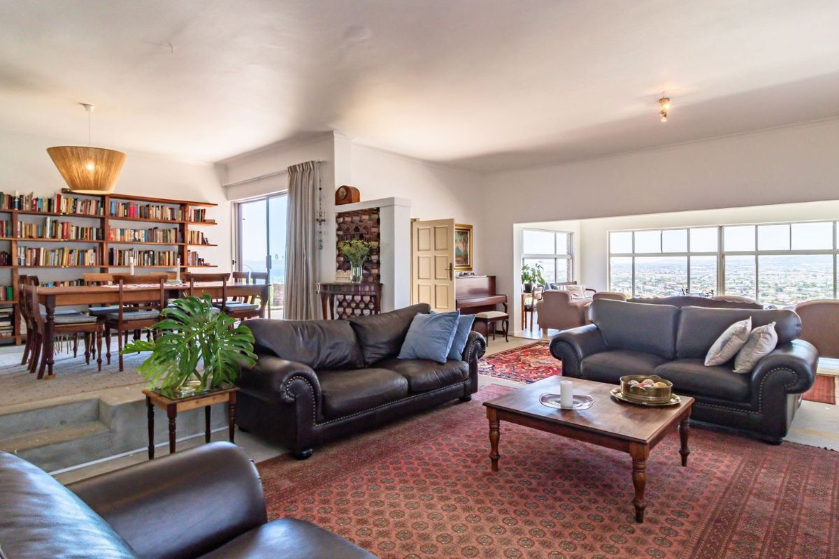 House For Sale in Mountainside - Photo 4