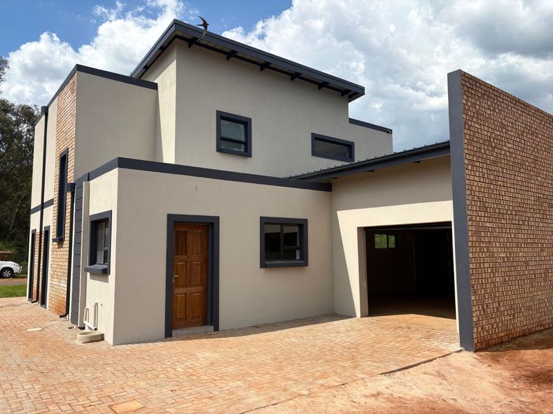 House For Sale in Eldorette - Photo 3