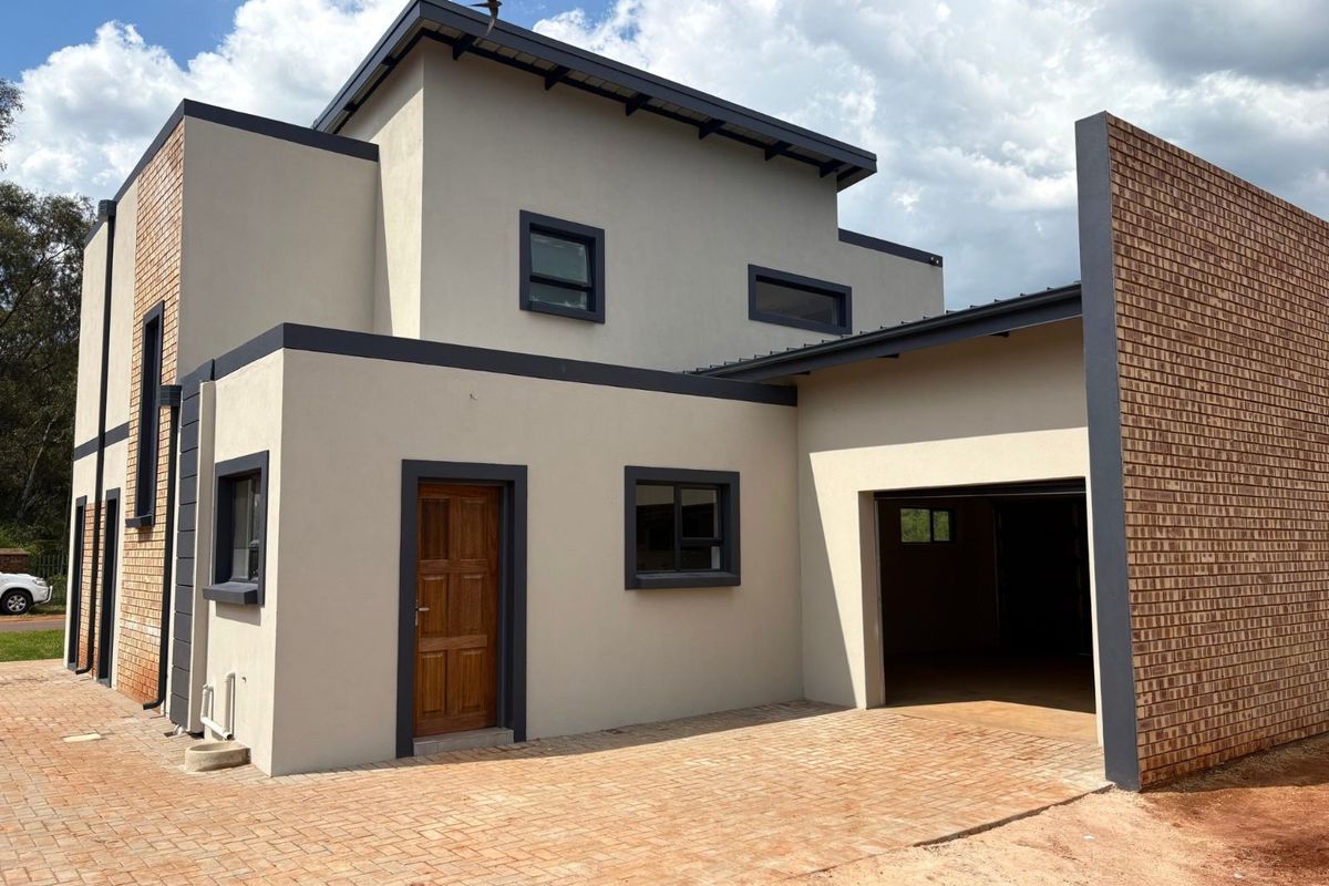 House For Sale in Eldorette - Photo 3