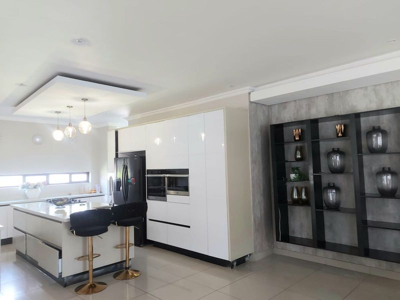 House For Sale in Savannah Country Estate - Photo 10