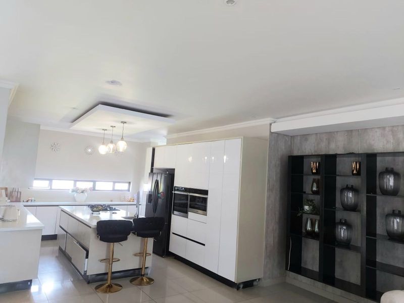 House For Sale in Savannah Country Estate - Photo 6