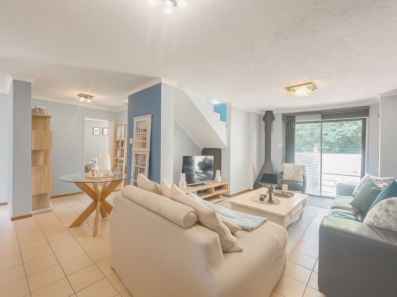 House For Sale in Craigavon - Photo 9