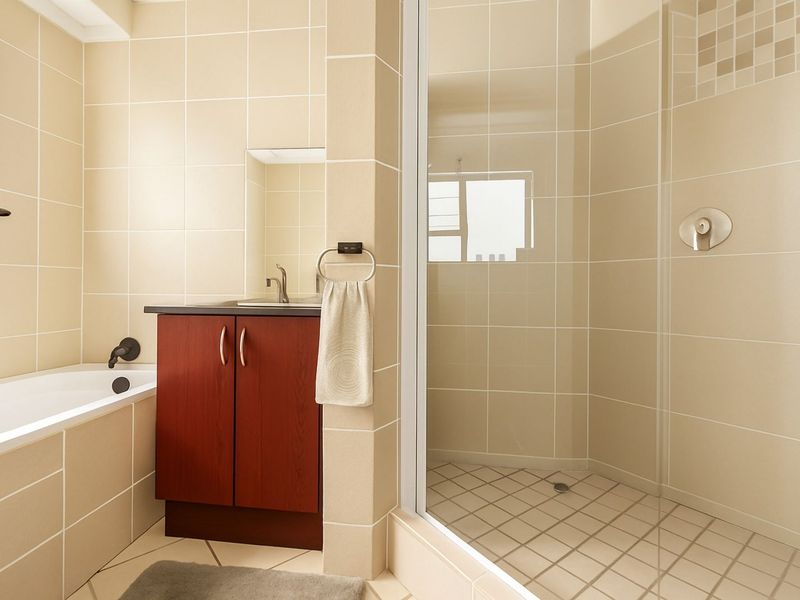 House For Sale in Craigavon - Photo 8