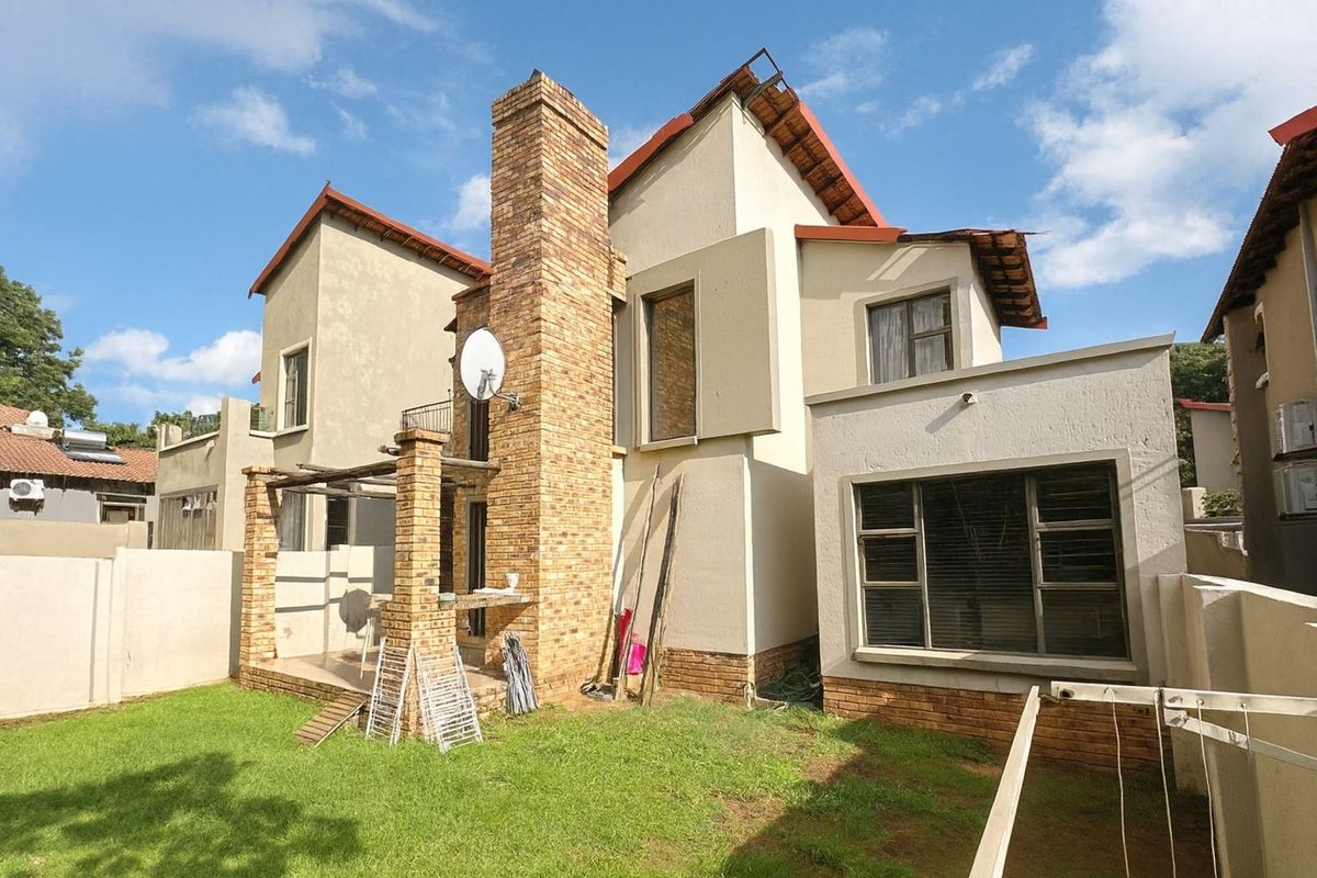 House For Sale in Craigavon - Photo 3