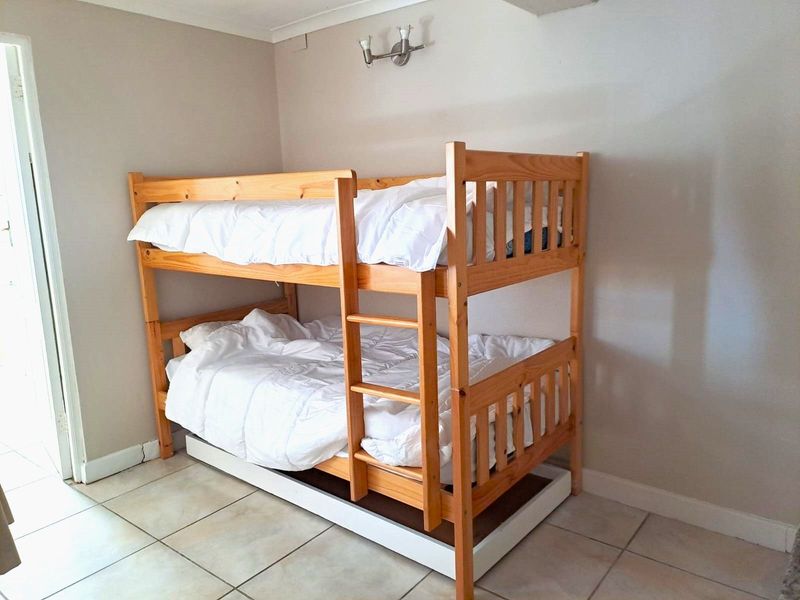 Apartment To Rent in Old Place - Photo 9