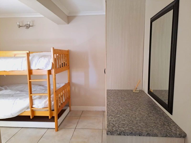 Apartment To Rent in Old Place - Photo 8
