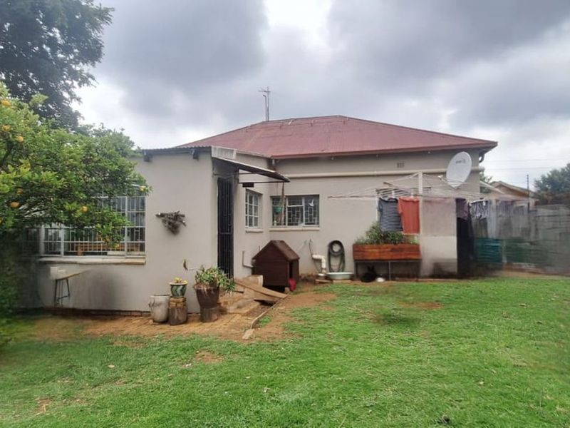 House For Sale in Krugersdorp West - Photo 2