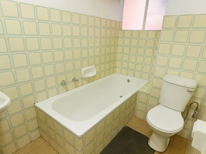 Apartment For Sale in Pretoria West - Photo 6