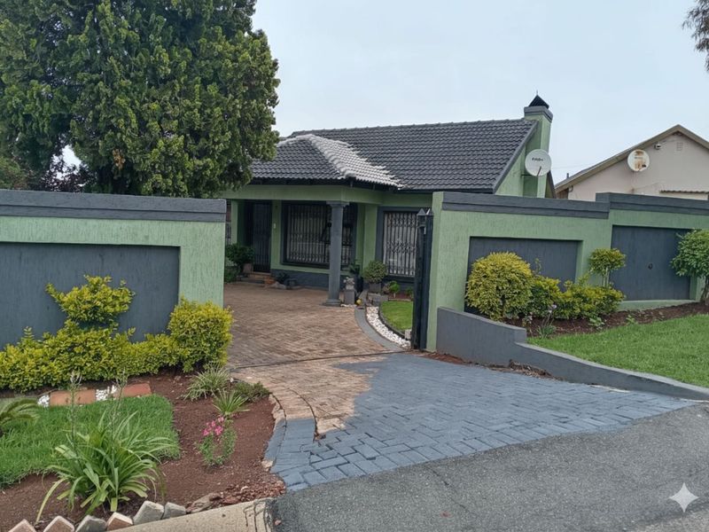 House For Sale in Witpoortjie - Photo 8