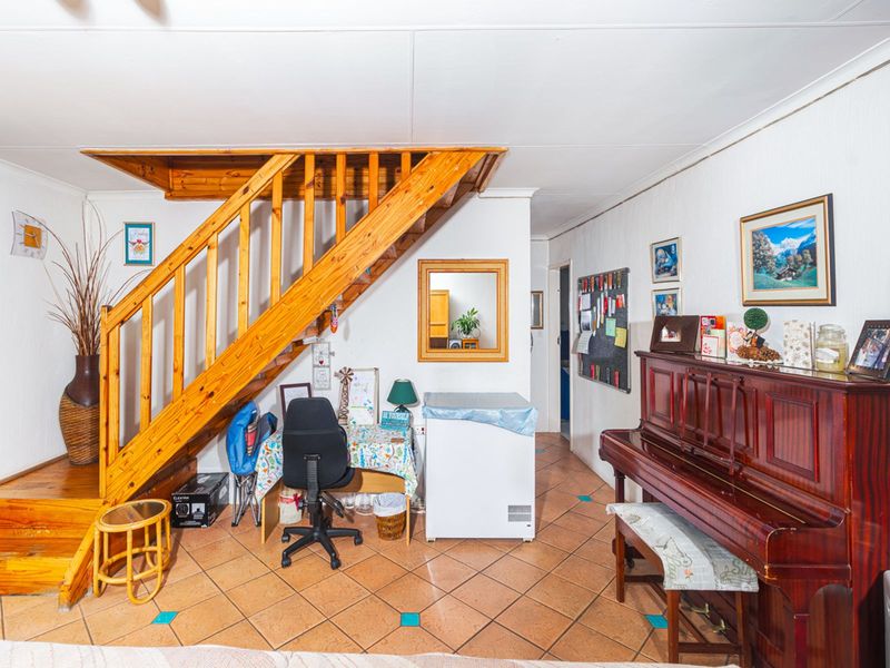 Townhouse For Sale in Sonneglans - Photo 6