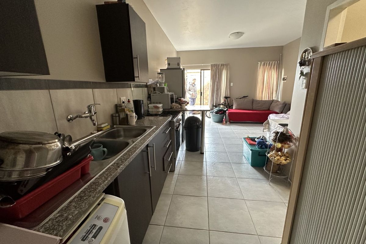 Apartment For Sale in Terra Nova - Photo 3