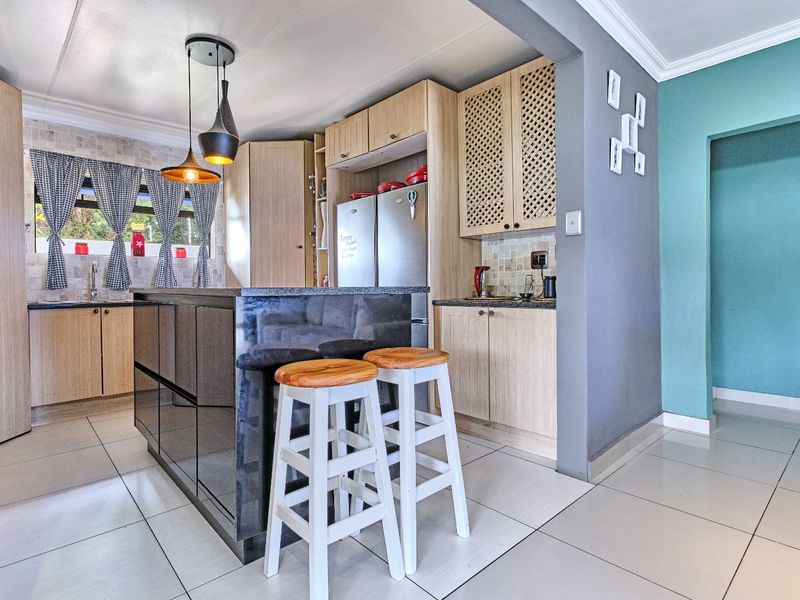 House For Sale in Greymont - Photo 5