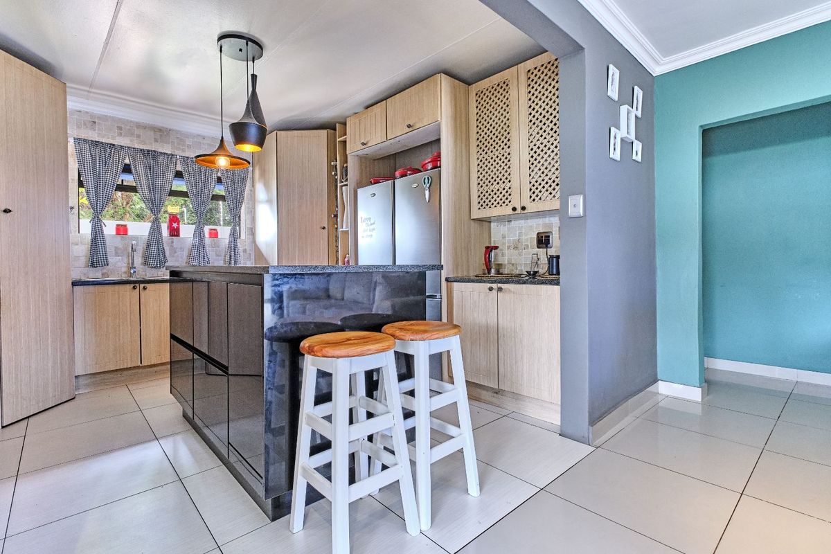 House For Sale in Greymont - Photo 5