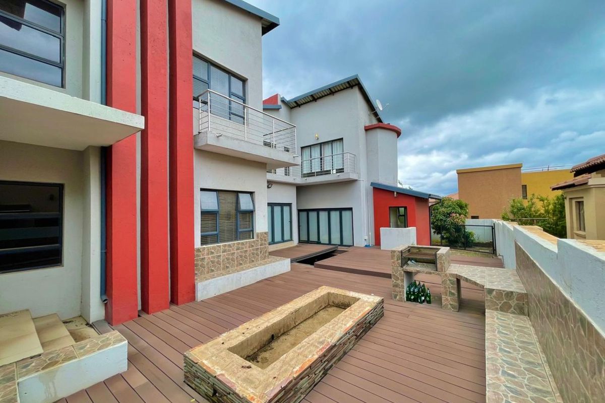 House For Sale in Magaliesberg Country Estate - Photo 3