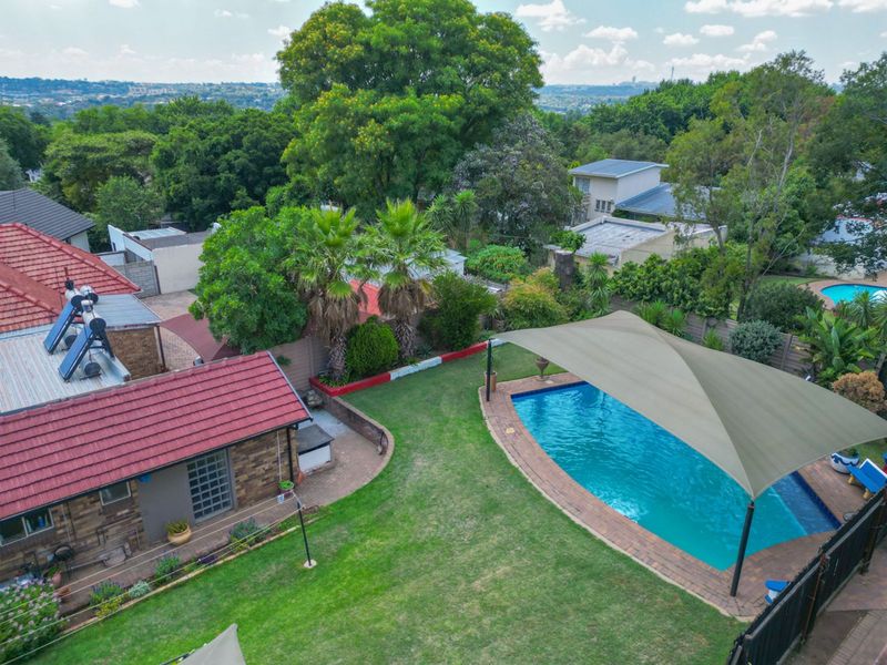 House For Sale in Blairgowrie - Photo 3