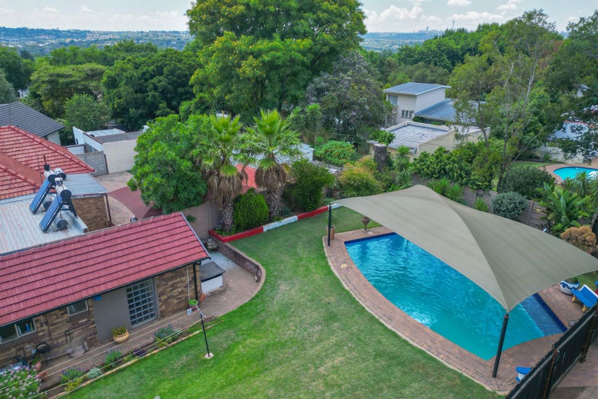 House For Sale in Blairgowrie - Photo 3