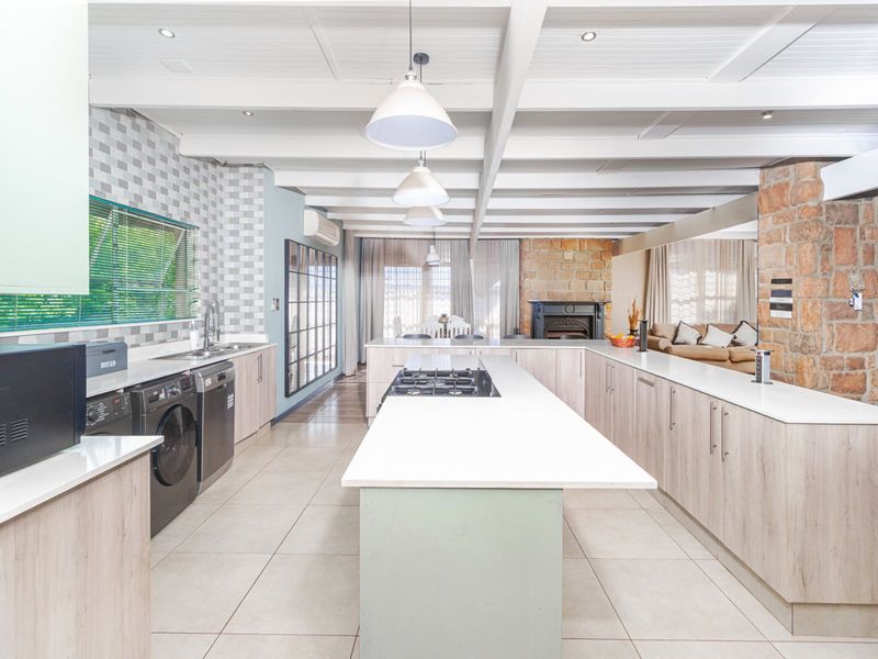 House For Sale in Quellerina - Photo 7