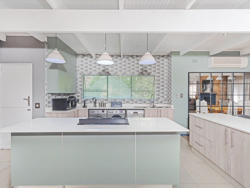 House For Sale in Quellerina - Photo 6