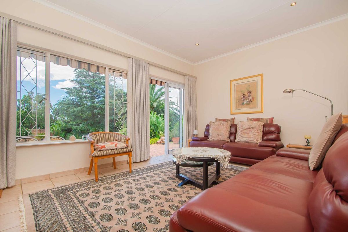 House For Sale in Sundowner - Photo 5