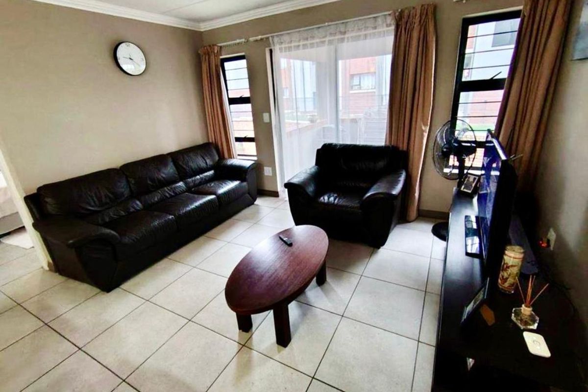 Apartment For Sale in Amberfield - Photo 5