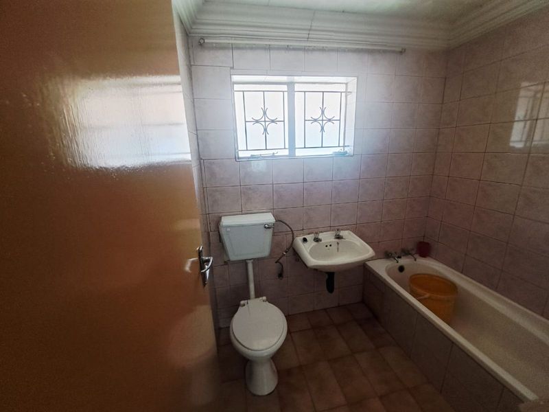 House For Sale in Mamelodi East - Photo 8