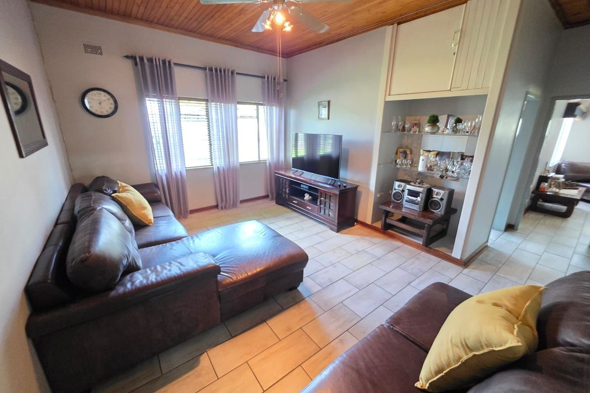 House For Sale in Hadison Park - Photo 4