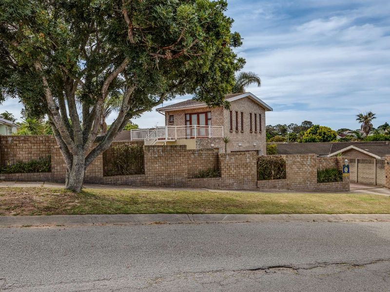 House For Sale in Westering - Photo 2