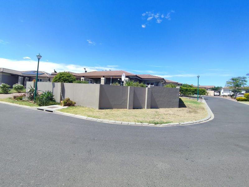 House For Sale in Cape Gate - Photo 2