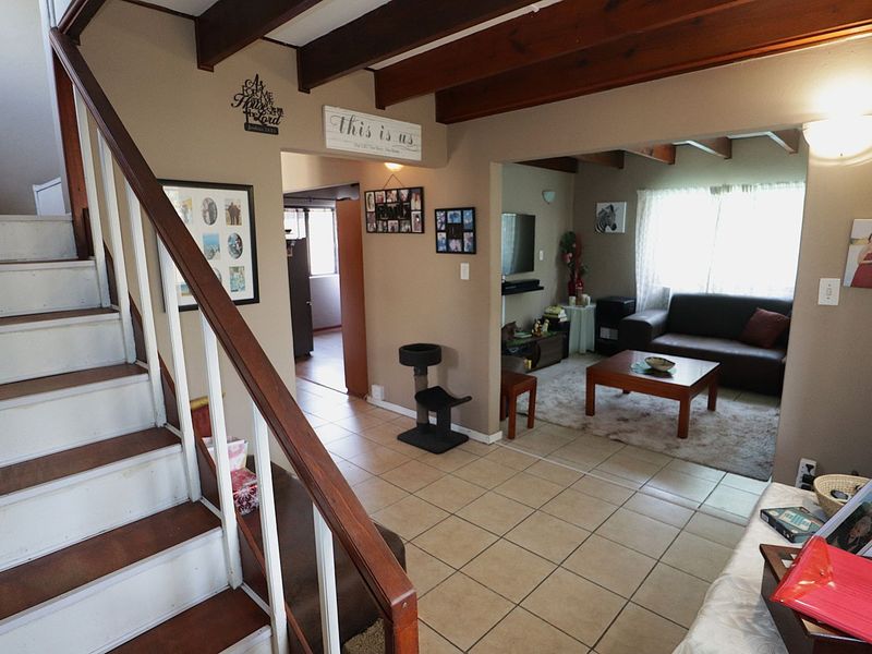 House For Sale in Zoo Park - Photo 4