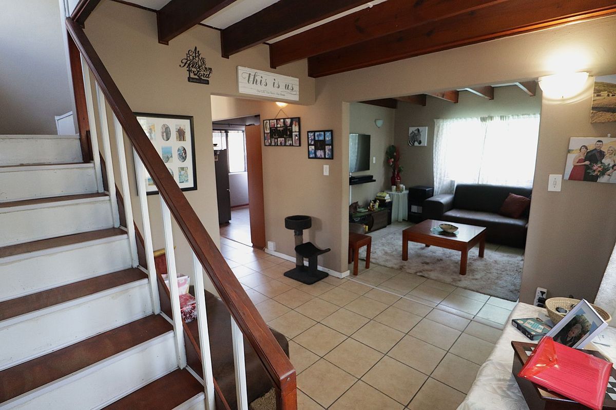 House For Sale in Zoo Park - Photo 4