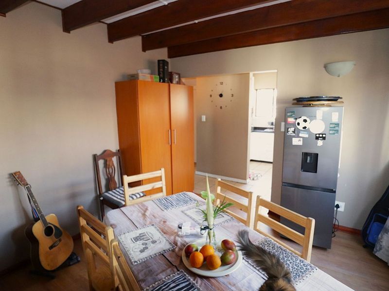 House For Sale in Zoo Park - Photo 6