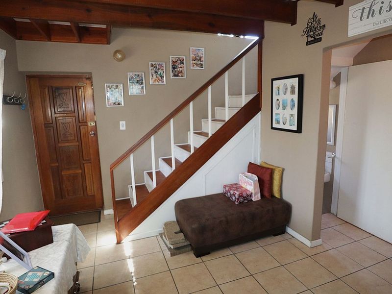 House For Sale in Zoo Park - Photo 3